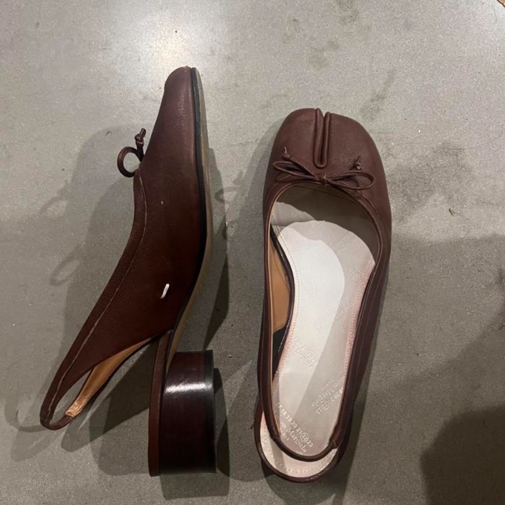 Maison Margiela brown tabi sling back heels